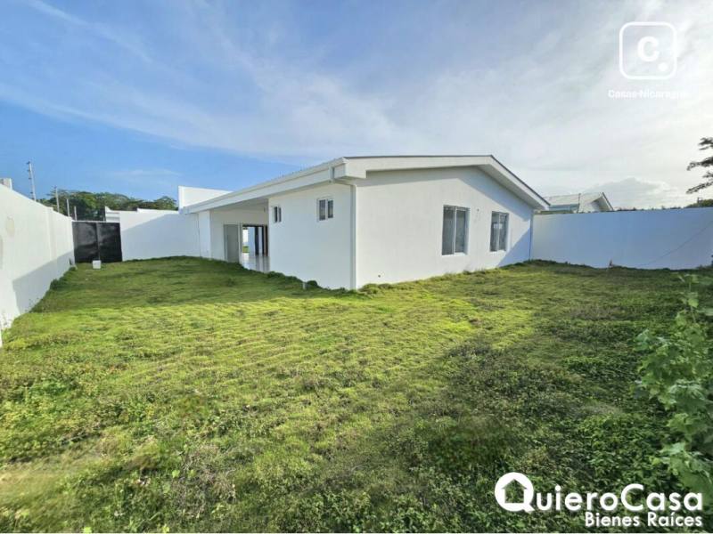 Casa en venta en Las Colinas, Managua – 3 hab, 221 m², US$ 270,000