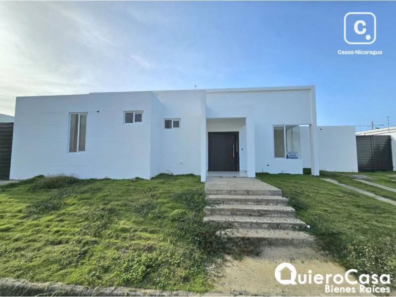 Casa en venta en Las Colinas, Managua – 3 hab, 221 m², US$ 270,000