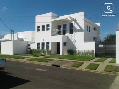 Casa en venta en Santo Domingo, Managua – 3 hab
