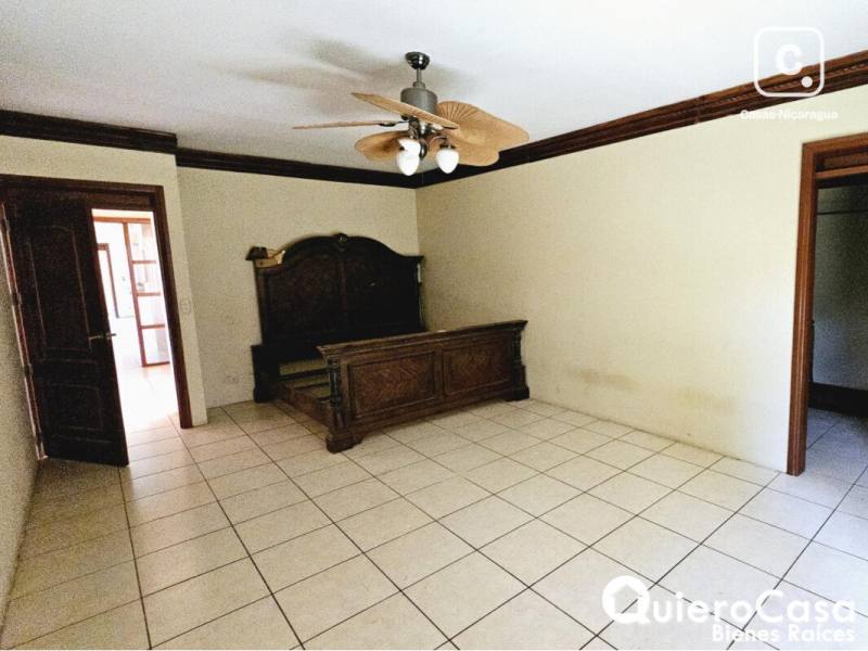 Casa en venta en Carretera Masaya, Managua – 3 hab, 1,307 m²