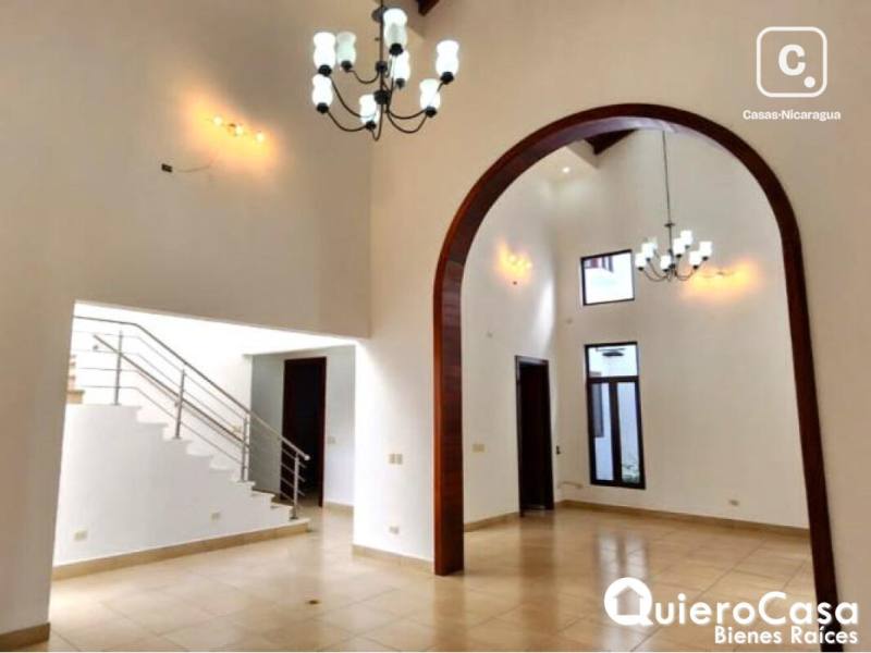 Casa en venta en Carretera Sur, Managua – 3 hab, US$ 550,000