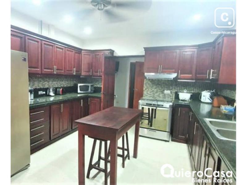 Casa en alquiler en Santo Domingo, Managua – 3 hab, 450 m²