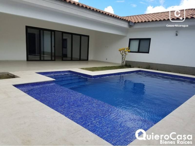 Casa en venta en Santo Domingo, Managua – 3 hab, 275 m²