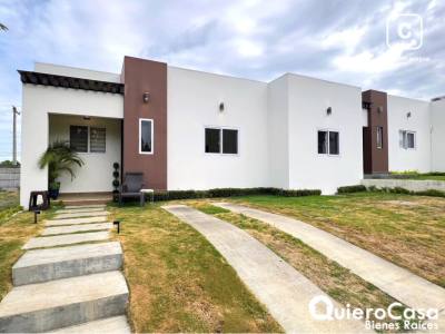 Casa en alquiler en Carretera Masaya, Managua – 3 hab, US$ 850/mes