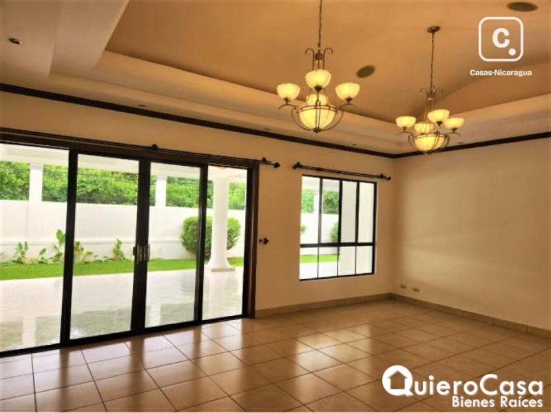 Casa en alquiler en Las Cumbres, Managua – 3 hab, US$ 3,000/mes