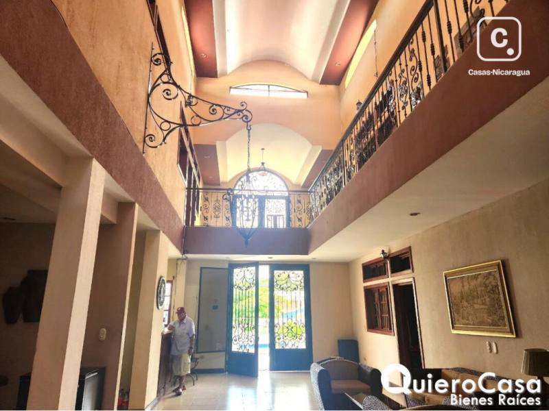 Local comercial en alquiler en Altamira, Managua – 1,200 m²