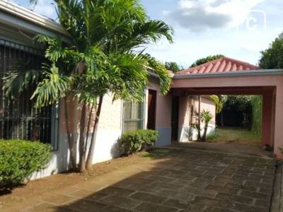 Casa en venta en Bolonia, Managua – 3 hab, 285 m²