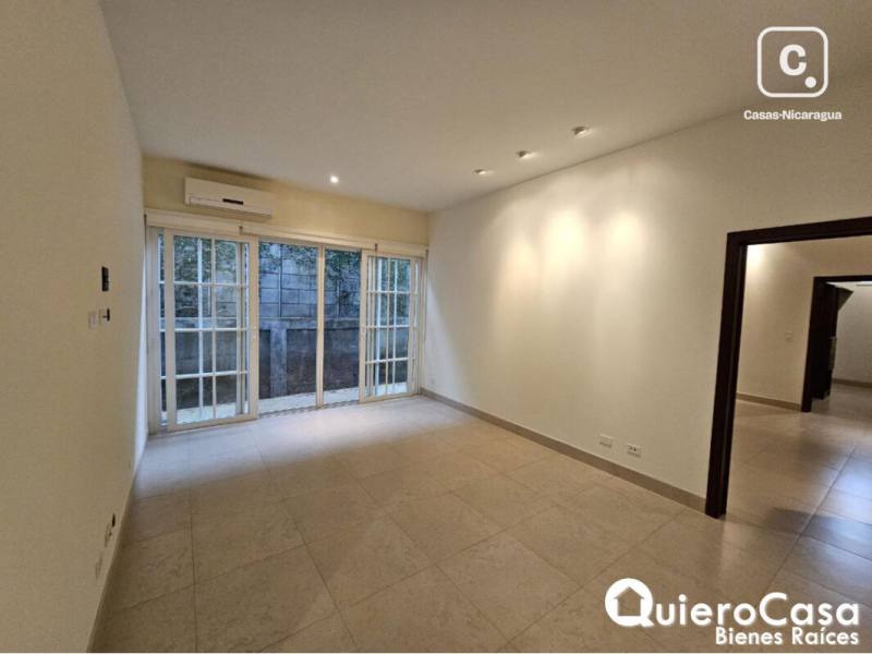 Casa en venta en Santo Domingo, Managua – 3 hab, 306 m²