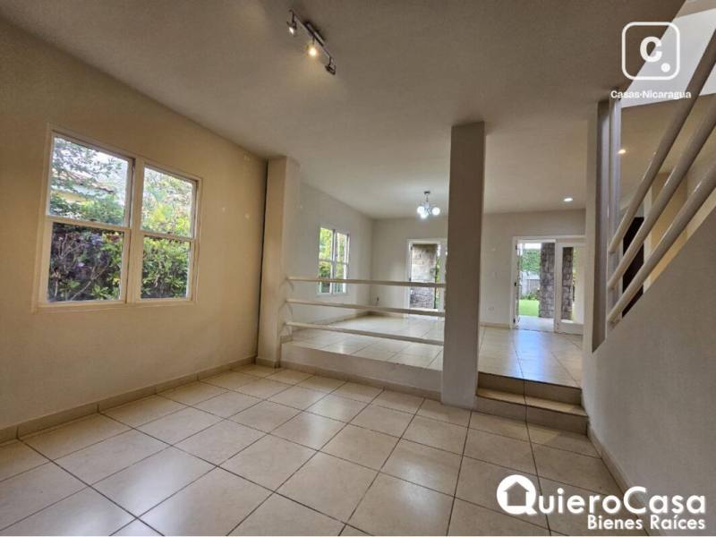 Casa en venta en Villa Fontana, Managua – 3 hab, 220 m²
