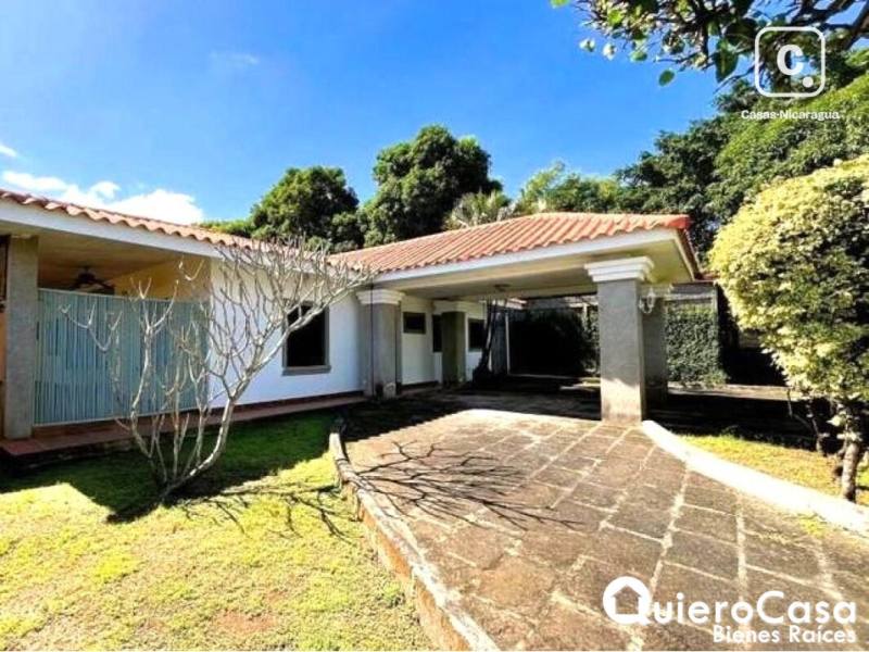 Casa en venta en Las Colinas, Managua – 3 hab, 345 m²