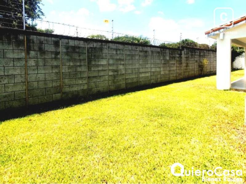 Casa en venta en Santo Domingo, Managua – 3 hab, 235 m², US$ 265,000