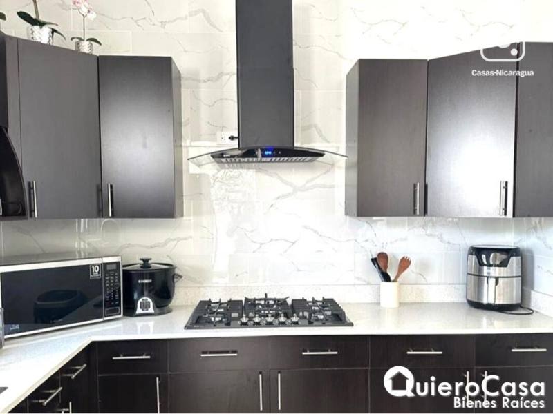 Casa en venta en Las Colinas, Managua – 3 hab, 119 m²