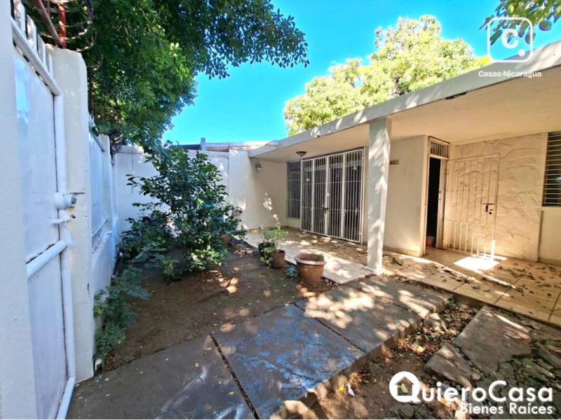 Casa en venta en Bolonia, Managua – 3 hab, 300 m²