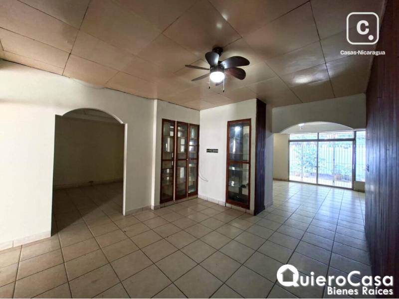 Casa en venta en Bolonia, Managua – 3 hab, 300 m²