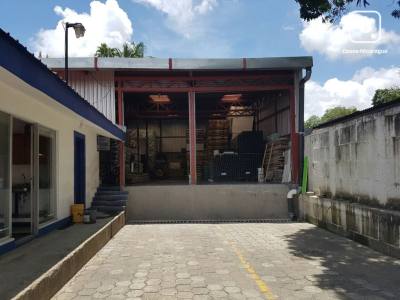 Local comercial en alquiler en Carretera Masaya, Managua – 854 m²