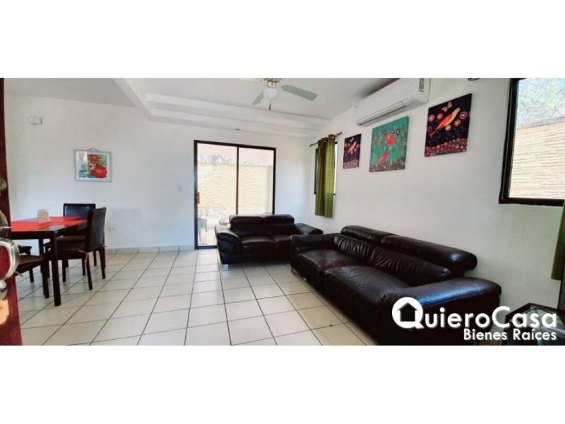 Casa en venta en Santo Domingo, Managua – 2 hab, 130 m²