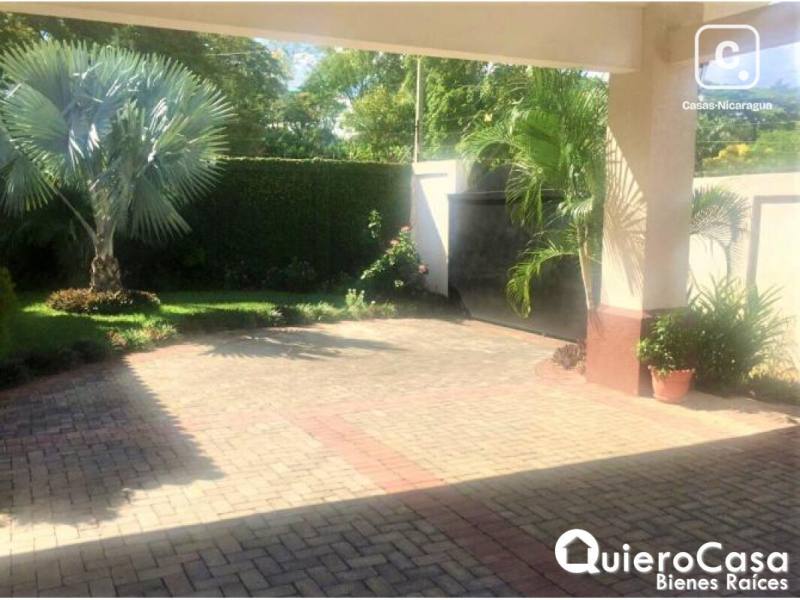 Casa en venta en Santo Domingo, Managua – 4 hab, 800 m²