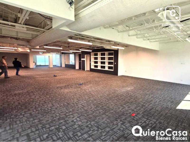 Oficina en alquiler en Las Cumbres, Managua – 1,192 m²