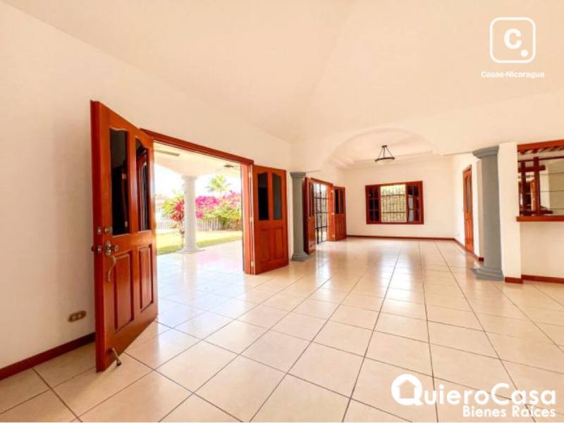 Casa en venta en Las Cumbres, Managua – 3 hab, US$ 300,000