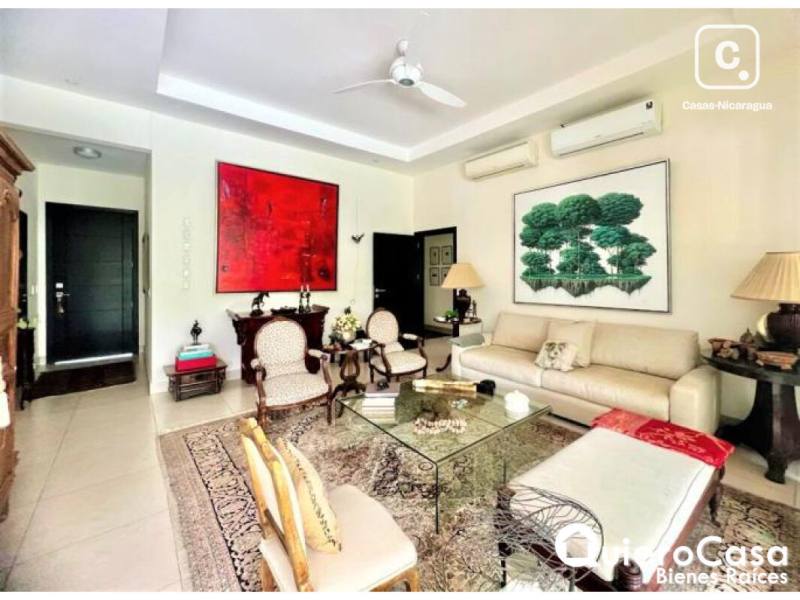 Casa en venta en Santo Domingo, Managua – 3 hab, 320 m²