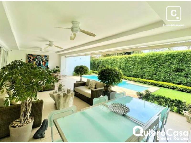 Casa en venta en Santo Domingo, Managua – 3 hab, 320 m²