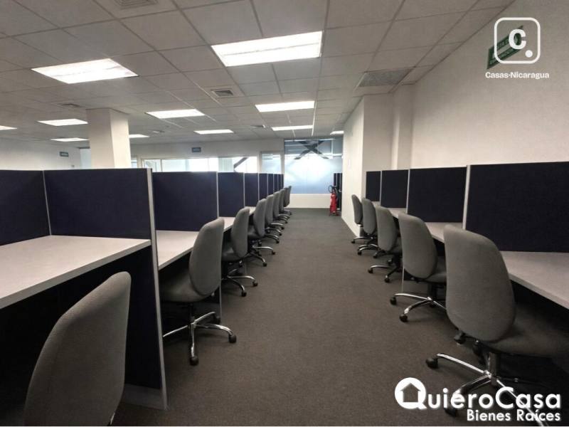 Oficina en alquiler en Villa Fontana, Managua – 1,308 m²