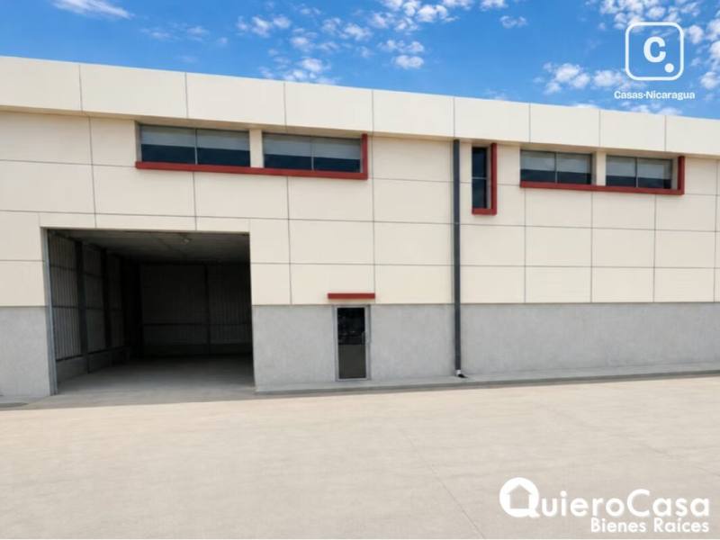 Bodega en alquiler en Carretera Masaya, Managua – 306 m², US$ 3,672/mes