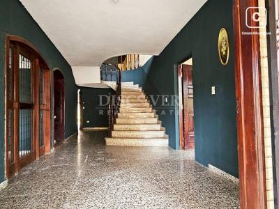 Oficina en venta o alquiler en Bolonia, Managua – 1,050 m²