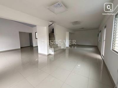 Oficina en alquiler en Santo Domingo, Managua – 185 m²