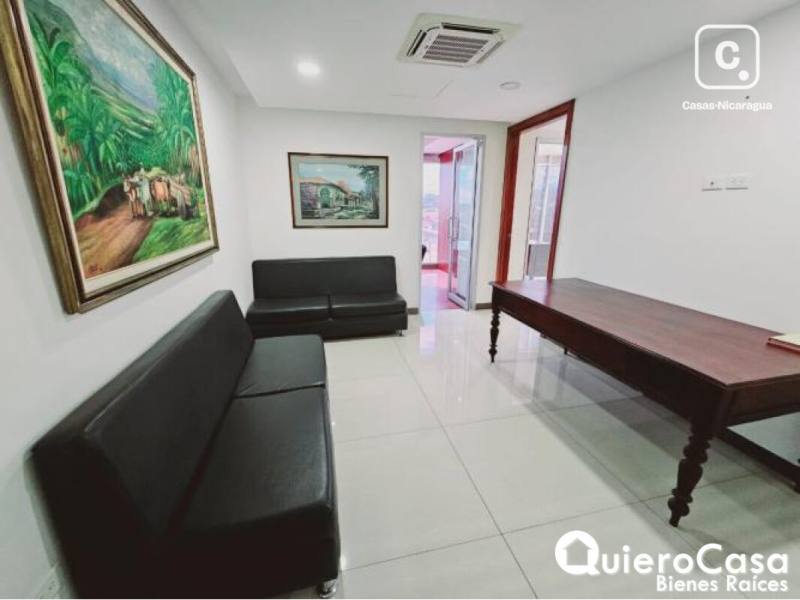 Edificio en alquiler en Managua – 157 m²