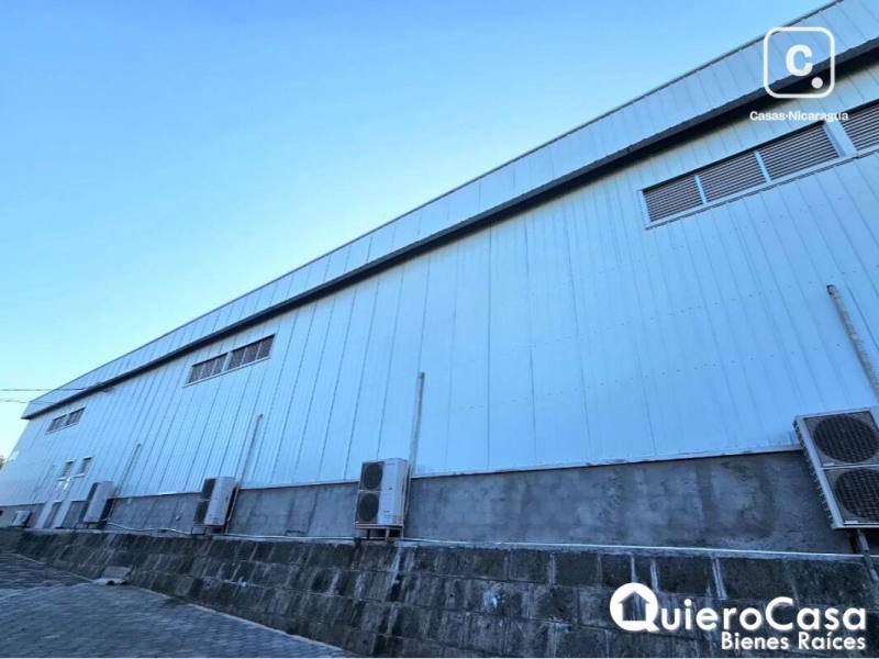 Bodega en alquiler en Suburbana, Managua – 624 m²