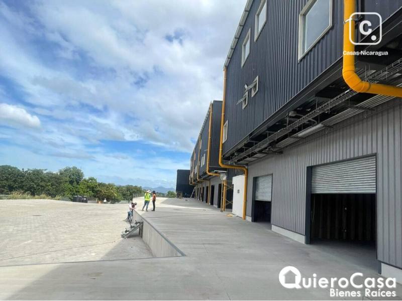 Oficina en alquiler en Suburbana, Managua – 283 m²