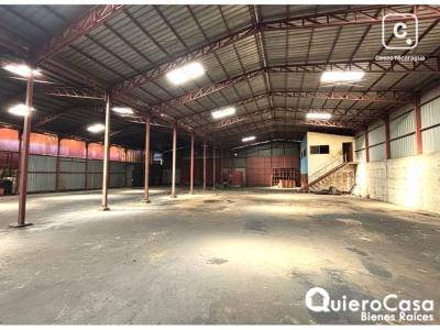 Bodega en venta en Mercado Oriental, Managua – 2,030 m²