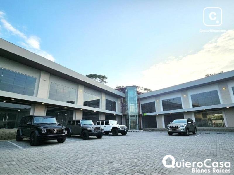 Local comercial en alquiler en Santo Domingo, Managua – 98 m²