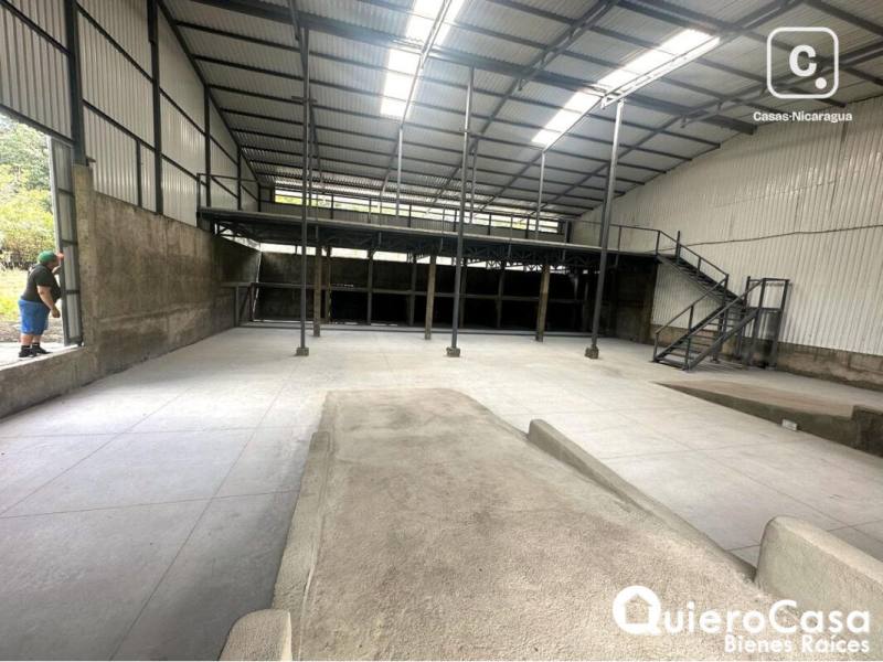 Bodega en alquiler en Carretera Vieja a León, Managua – 600 m²