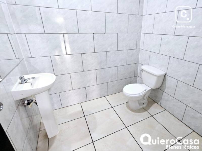 Oficina en alquiler en Villa Fontana, Managua – 90 m², US$ 1,350/mes