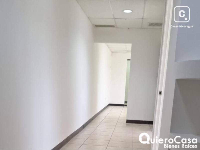 Oficina en alquiler en Villa Fontana, Managua – 78 m²