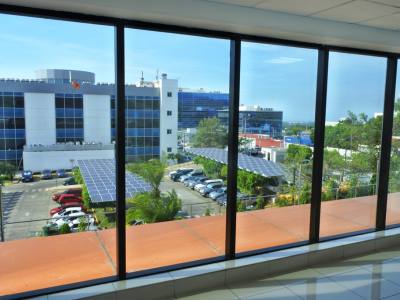 Alquiler de Oficina en Edificio Corporativo, Jean Paul Genie