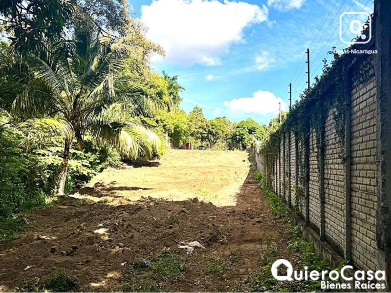 Terreno en venta en Villa Fontana, Managua – 1,886 m²