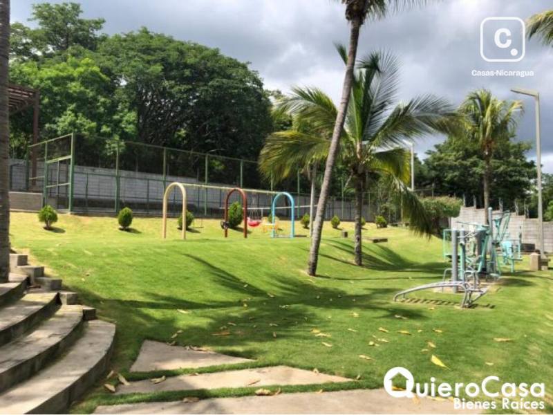 Terreno en venta en Santo Domingo, Managua – 809 m²