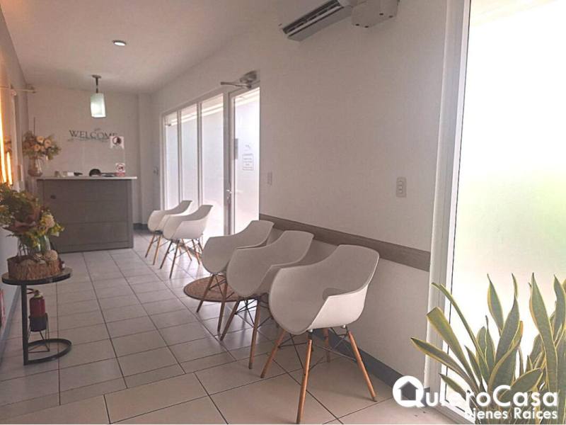 Local comercial en alquiler en Las Colinas, Managua – 12 m²