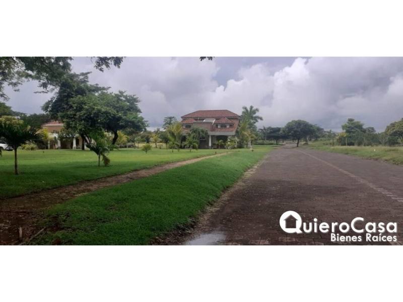 Terreno en venta en San Rafael del Sur, Managua – 361 m²