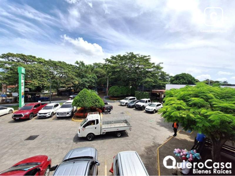 Local comercial en alquiler en Las Colinas, Managua – 8 m²