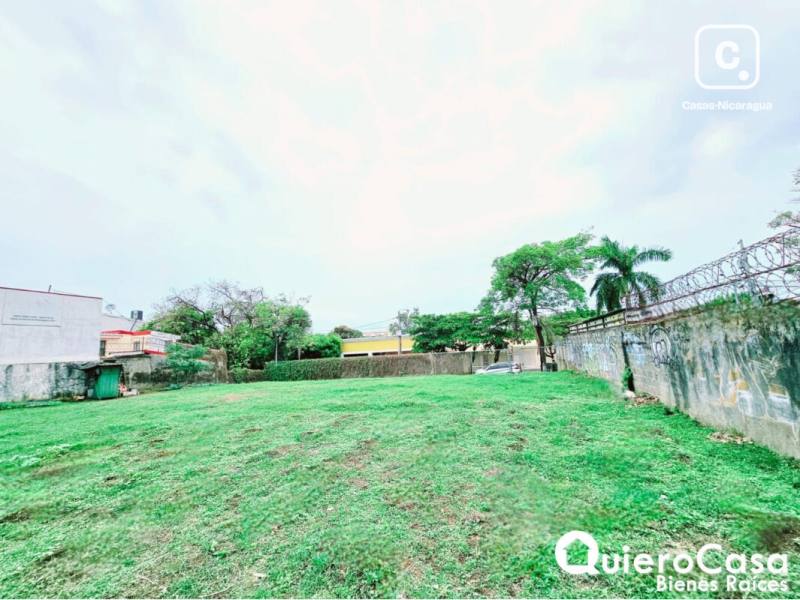 Terreno en venta en Los Robles, Managua – 992 m²