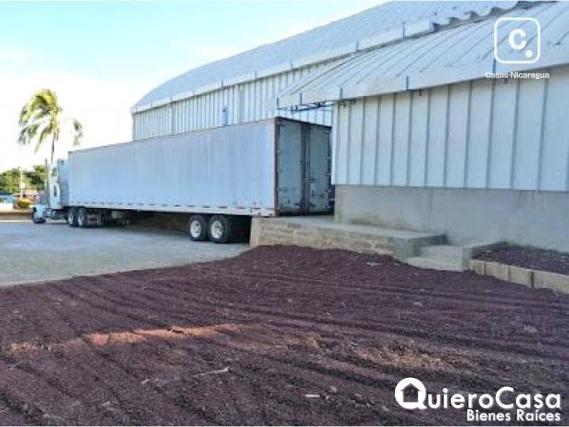 Bodega en venta en Managua – 856 m²
