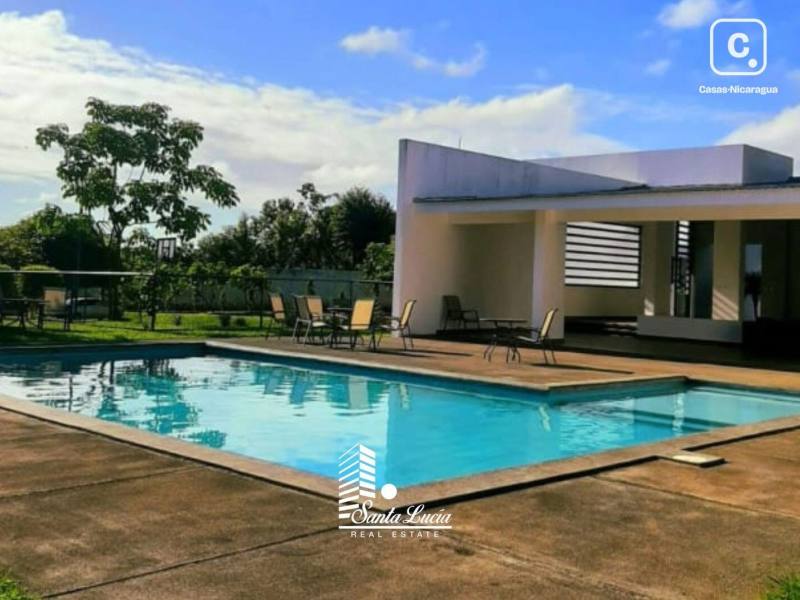 Casa en venta en Las Colinas, Managua – 3 hab, 1,402 m²