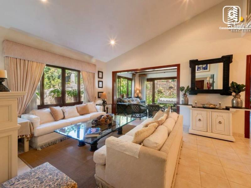 Casa en venta en Carretera Sur, Managua – 3 hab, 2,472 m²