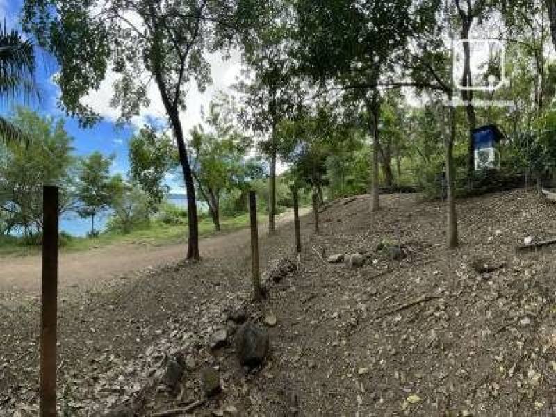 Casa en venta en Laguna de Apoyo, Granada – 3,145 m²