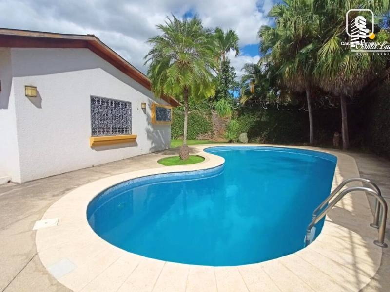 Casa en venta en Santo Domingo, Managua – 4 hab, 600 m², US$ 680,000
