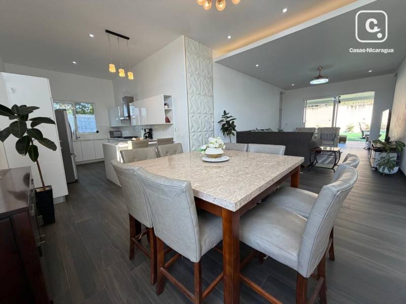 Casa en alquiler en Carretera Sur, Managua – 4 hab, 210 m²